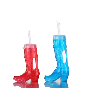 Jarras de plástico con forma de bota de vaquero para cerveza - 700 ml o 900 ml