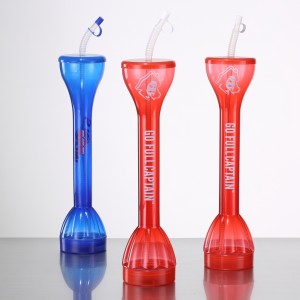 Charmlite Stilig og morsom LED-drikkekopp med sugerør – 700 ml