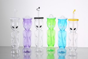 Bicchieri alieni colorati Charmlite Drink Yard in offerta speciale – 30 oz / 850 ml