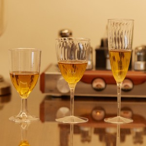 7oz saaraha jumlo la tuuri karo koob PS galaas koob khamri caag ah Goblet xaflada