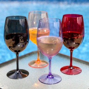 I-Charmlite Shatterproof Iwayini eBomvu yeglasi ye-Tritan Wine Goblets ye-Acrylic Stemmed Wine Glass- 20.5oz